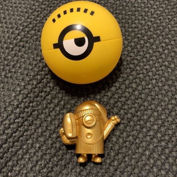 Gold Minion Mc Donald’s Happy Meal Toys - Picture 3 of 6